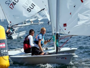 Rounding at the leeward gate