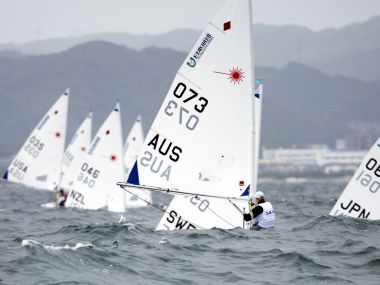 Heading downwind in large waves